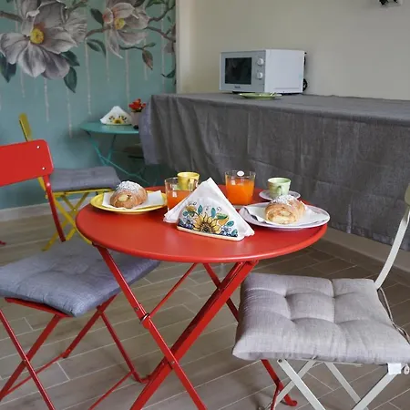 Frebi's - ベッド・アンド・ブレックファスト ナポリ