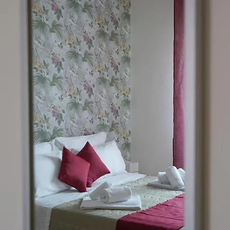 ベッド・アンド・ブレックファスト Frebi's - ナポリ