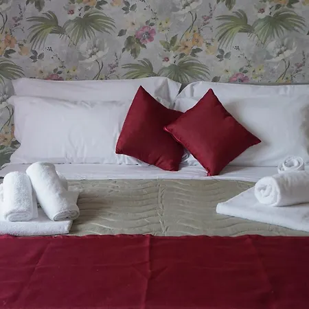 Frebi's - ベッド・アンド・ブレックファスト 4*