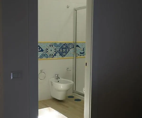 Bed & Breakfast Frebi's - Naples