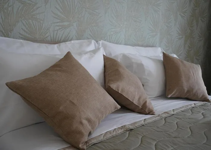 Bed & Breakfast Frebi's - Naples